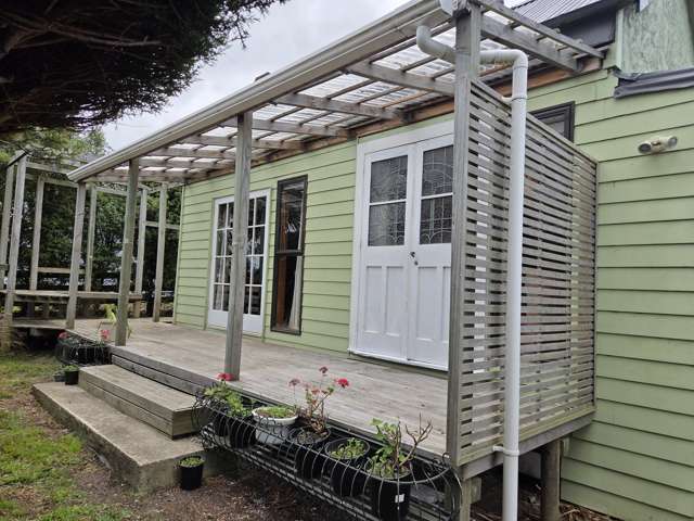 Fully Furnished Private Cottage