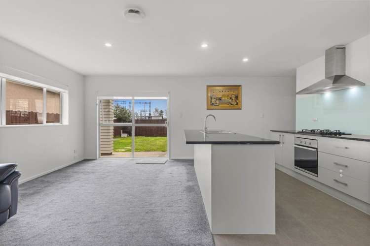 52 Popokatea Drive Takanini_4