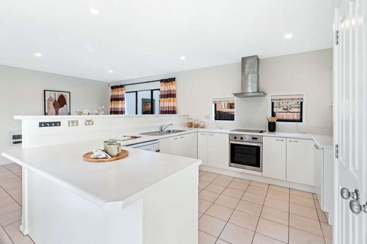 8 Edmund Storr Road Halswell_10