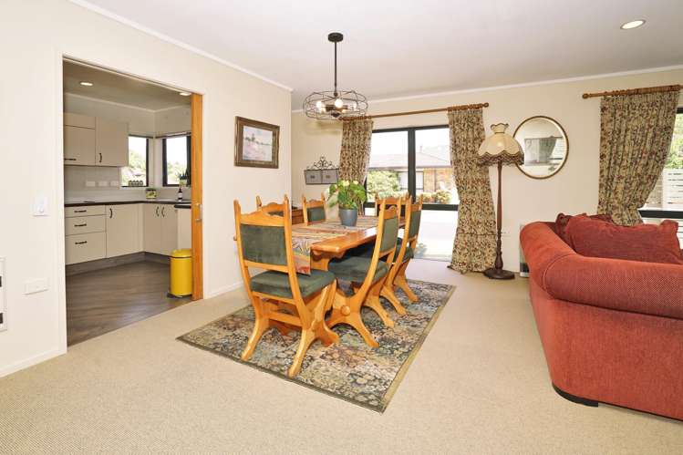 54 Grosvenor Gardens Flagstaff_4