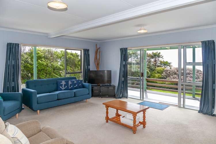 76 Parapara Beach Road Parapara_9