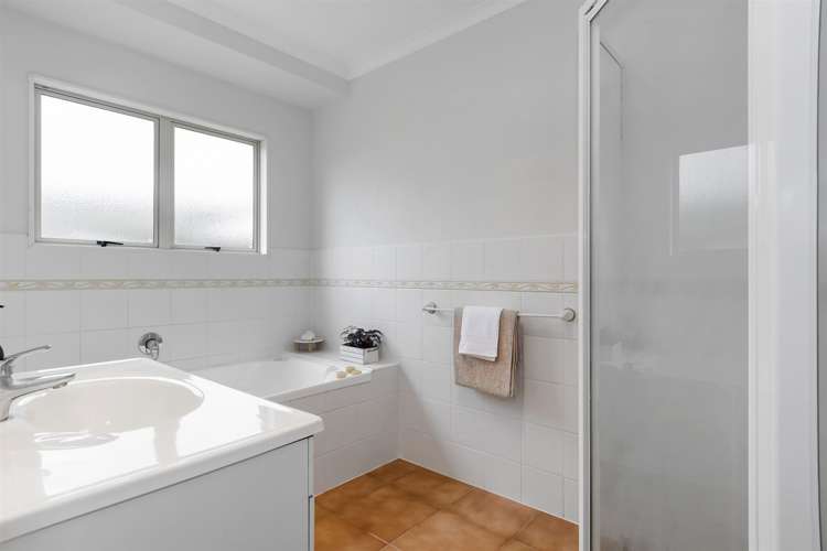 33 Bahamas Key Papamoa_13