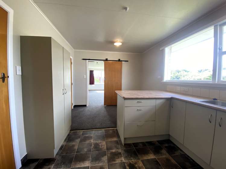 2/900 Townshend Place 10482_4