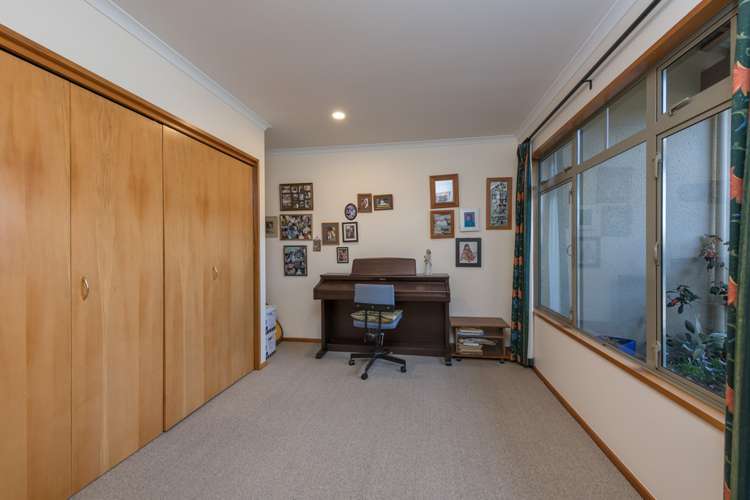 32 Saint James Avenue Richmond_14