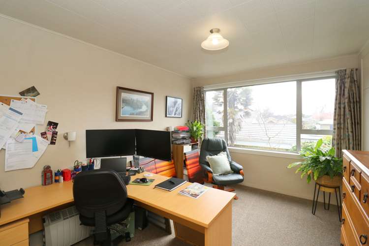 11 King Street Windsor_12