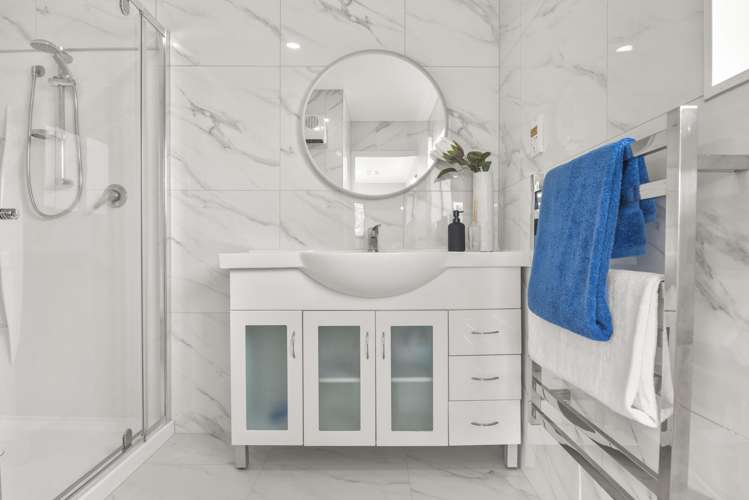 47 Amorino Drive Red Beach_13