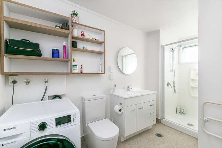 10/3 Kelvin Grove Te Aro_10