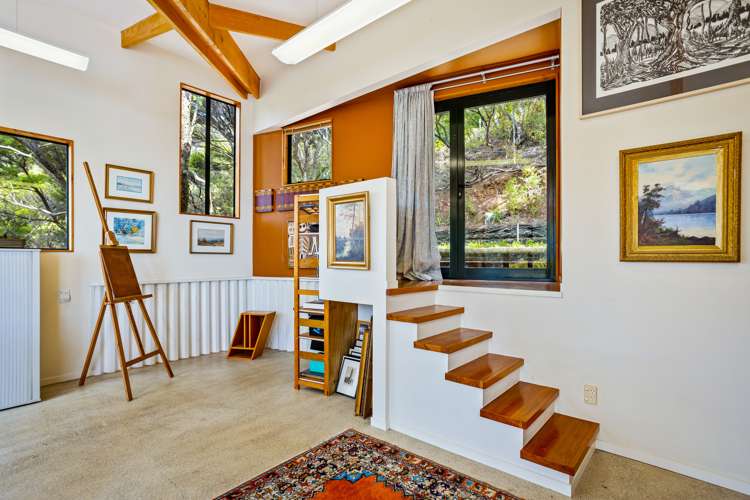 66 Piha Road Piha_20