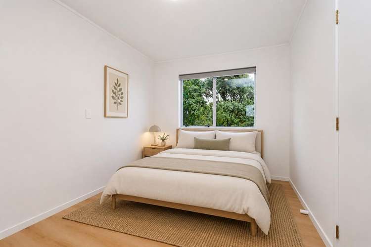 12 Raelene Place Massey_11