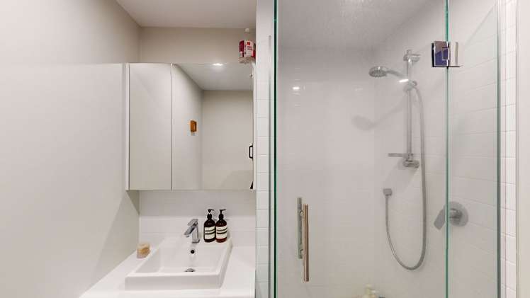 E1602/160 Victoria Street 2185_8