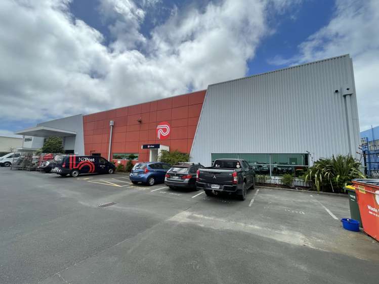 Unit 4/76 Porana Road Wairau Valley_1