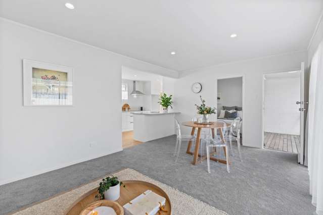 2/28A Holly Street Avondale_3