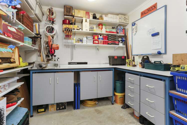 274 Glengarry Road Glen Eden_21