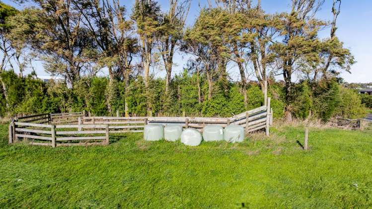 84 Mawhitiwhiti Road_3
