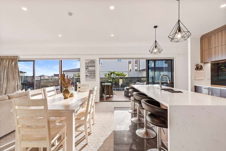 71 Seventh View Avenue Beachlands_25