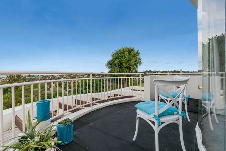 34 King Richard Place Browns Bay_11