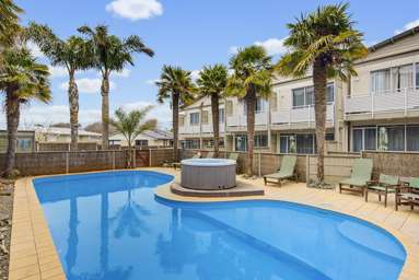 Unit 1, 4, 15/4-8 Matatua Road_2