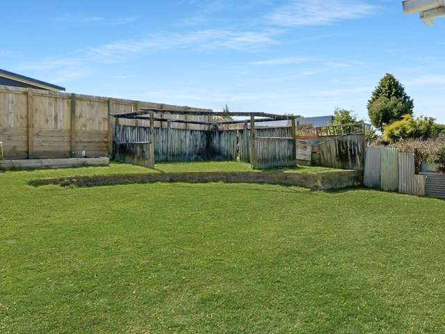 12 Baird Road 11139_4