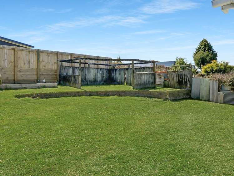 12 Baird Road 11139_4