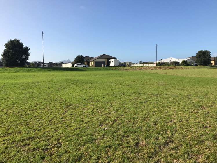 11 Sando Way One Tree Point_2