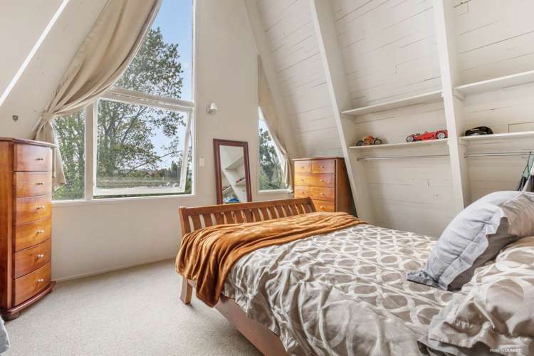 13 Bert Wilson Place Cockle Bay_6