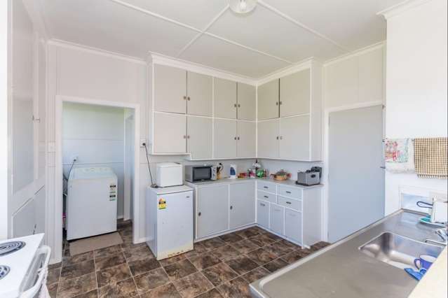 A/154 Winchester Street Levin_1