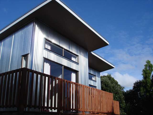 Charming 3BR Eden Terrace Home