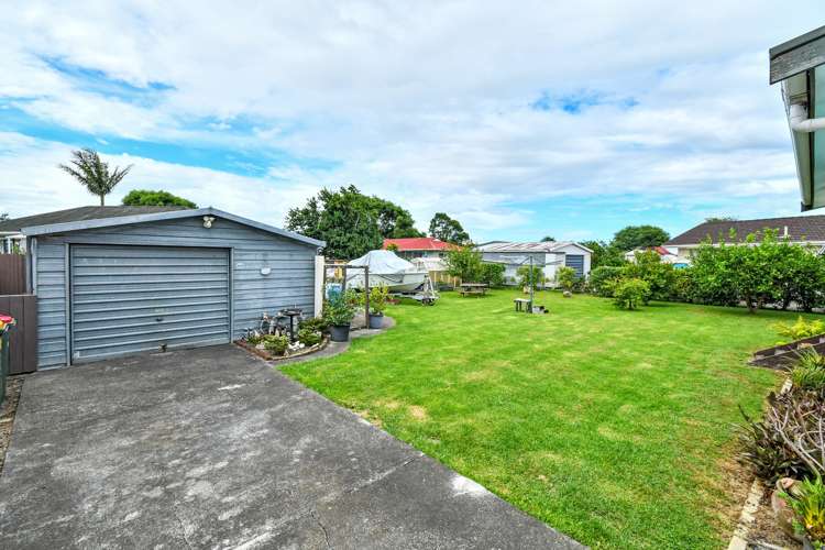 44 Burundi Avenue Clendon Park_14