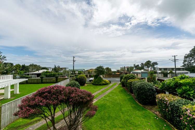 32 Jans Terrace Oakura_1