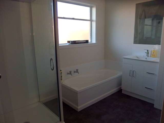 57 Old North Road Marchwiel_4