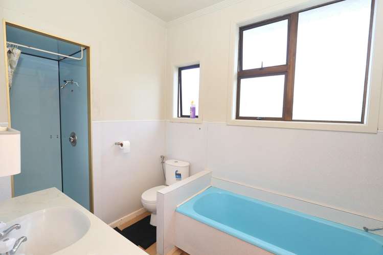 68 Liffey Street Bluff_13