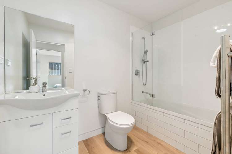 71 Black Beech Crescent Takanini_11
