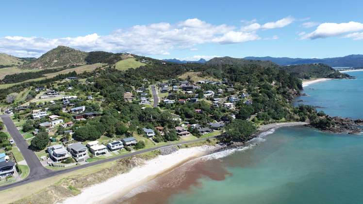 28 Gray Avenue Kuaotunu_16