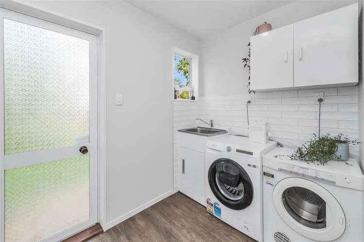 64A Allin Drive Waikuku Beach_24