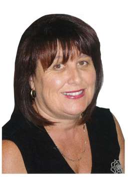 Lynn Goldsmith AREINZ