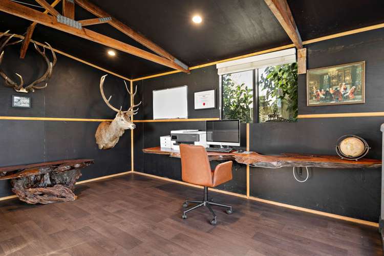 237 Parkhurst Road Parakai_31