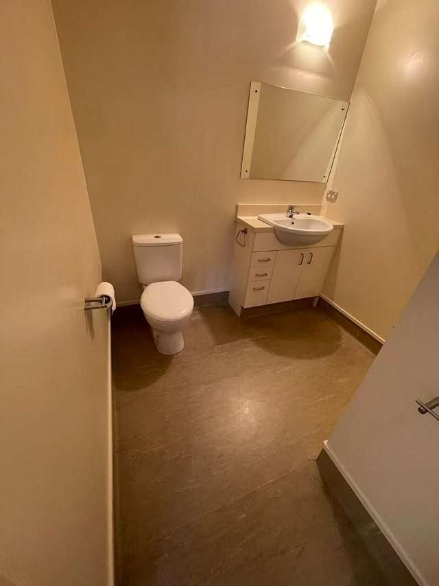 6/28 Torrens Road Burswood_4