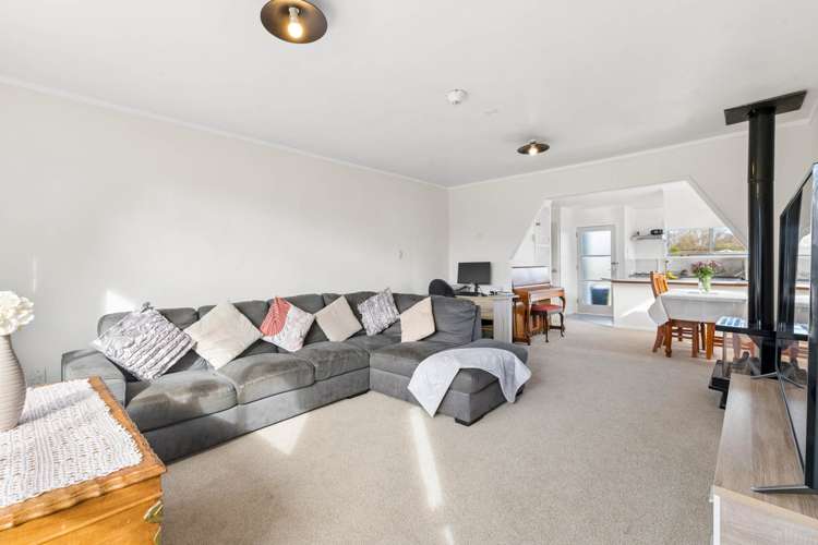6 Chibnall Place Conifer Grove_5