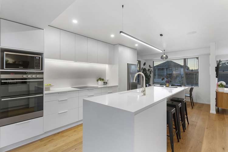 21 Tamariki Avenue Kelston_8