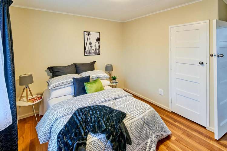 2 Johnston Grove Taita_13