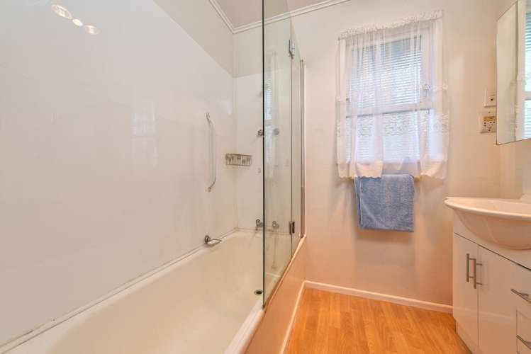 38 Gainsborough Street Manurewa_8