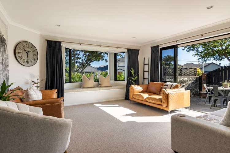 23 Kingsford Drive Stoke_2