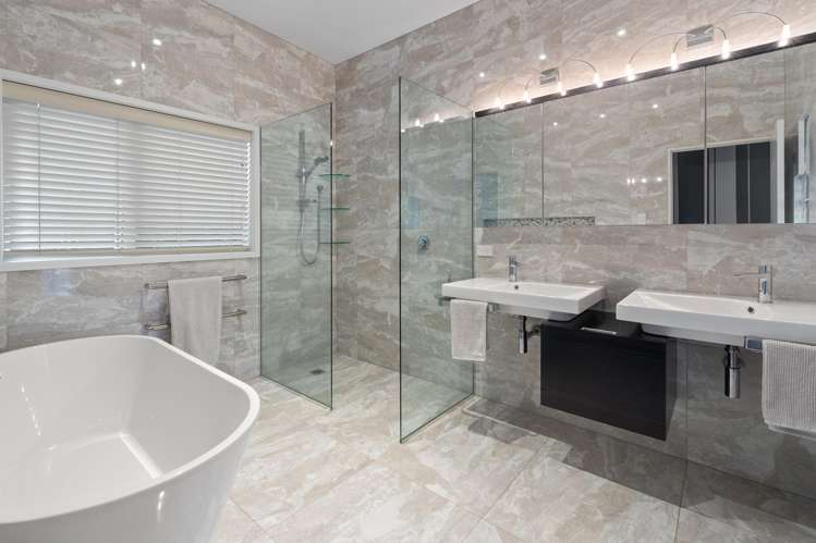 12 Oban Road Browns Bay_14