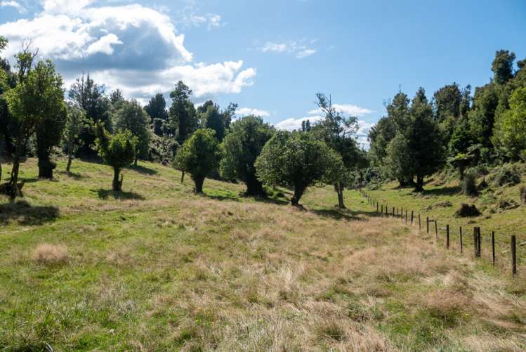 92 Lagoon Road Hamurana_9