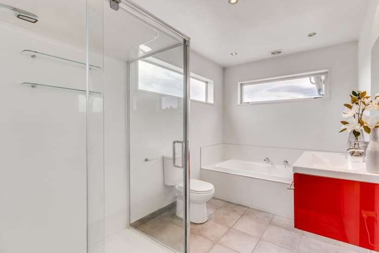 16 Longspur Avenue Wigram_15