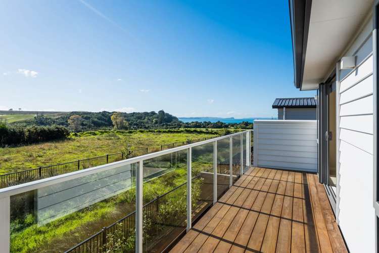 49 Bounty Road Long Bay_24