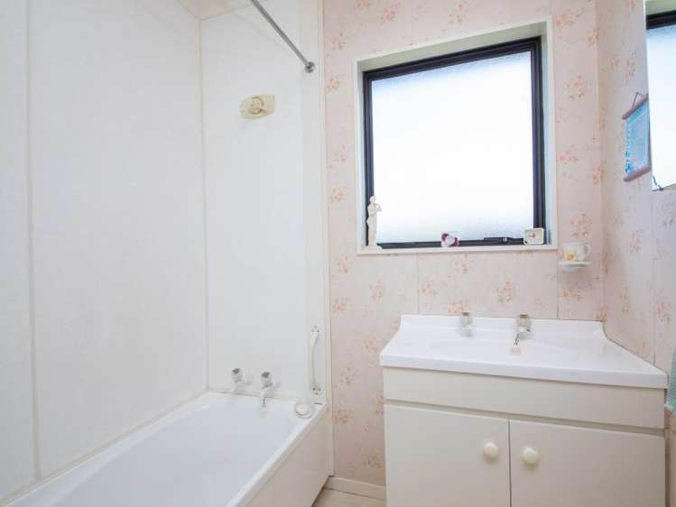 2 Tui Mill Grove Feilding_24