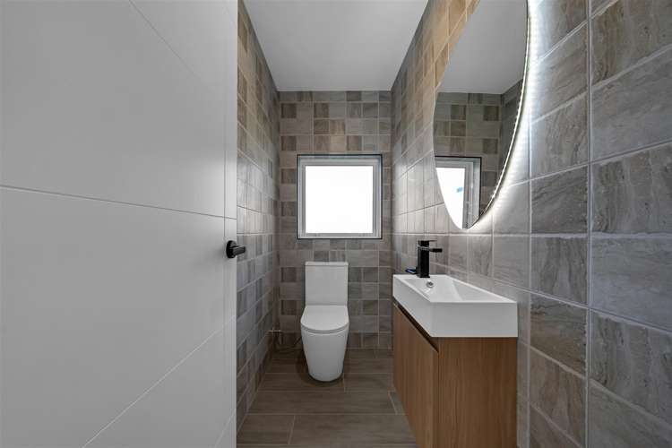 2 Longview Oak Lane Papakura_15