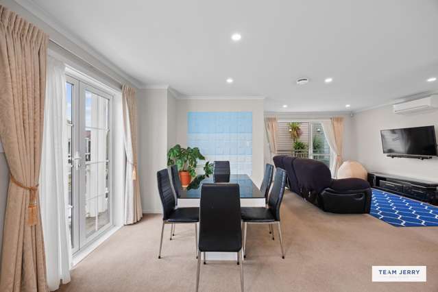 35 Arrowsmith Drive Flat Bush_2
