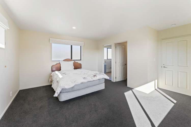 10 Lobank Place Richmond_14